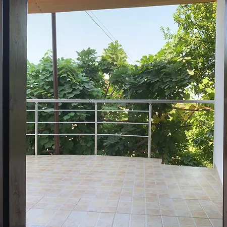 Lägenhet Noemi House Krujë