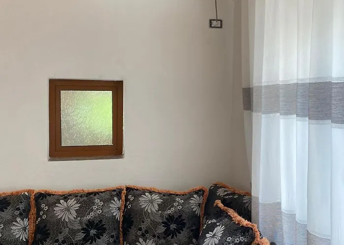 Noemi House Apartment *